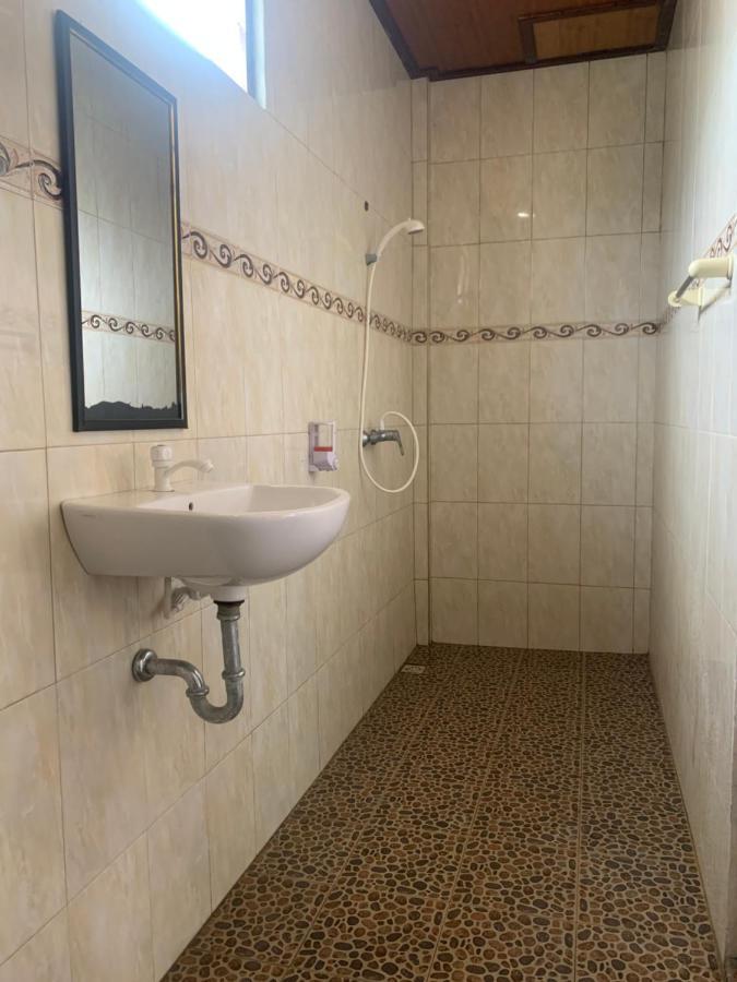 Bima Homestay Lembongan Екстериор снимка