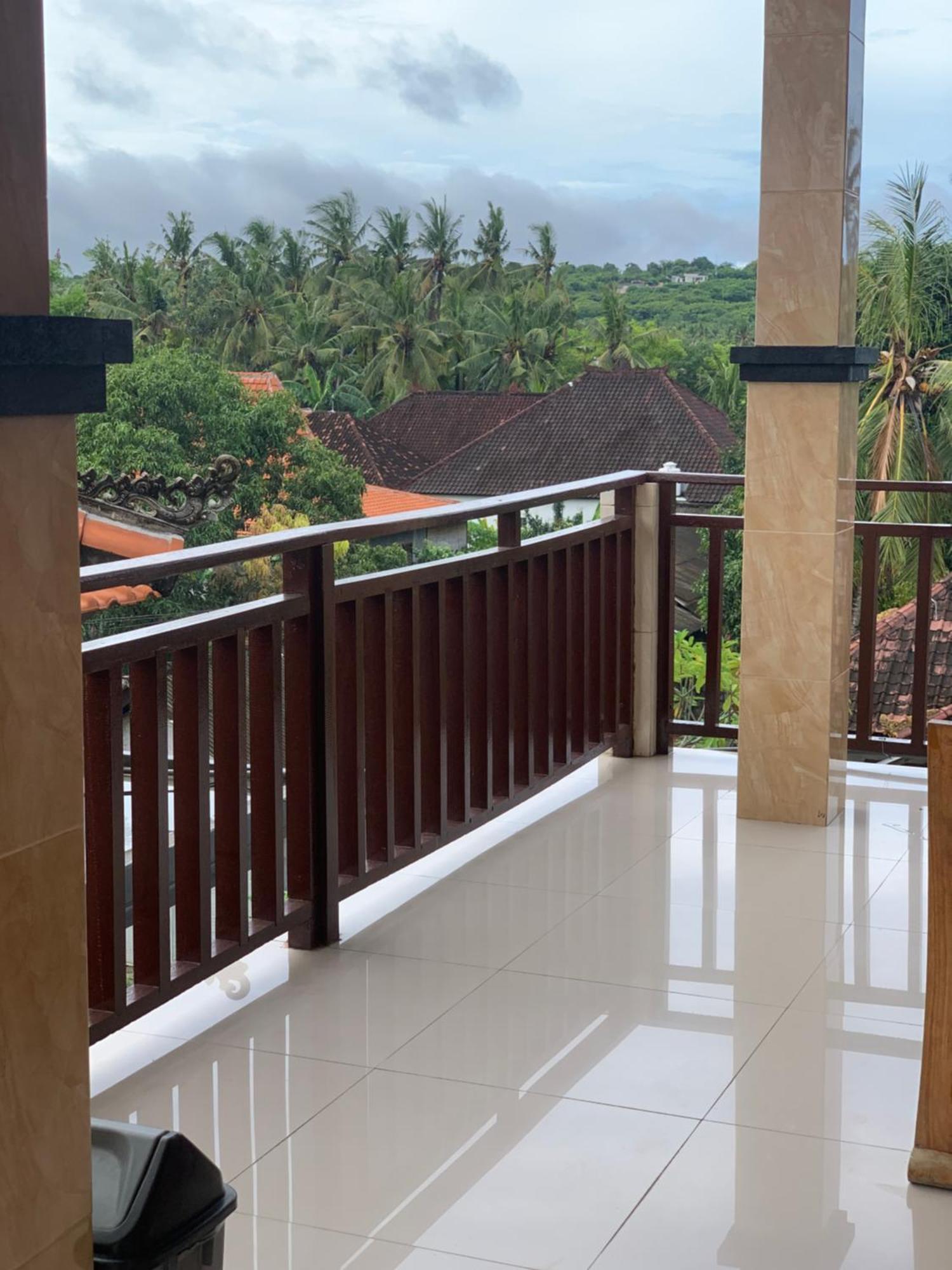 Bima Homestay Lembongan Екстериор снимка